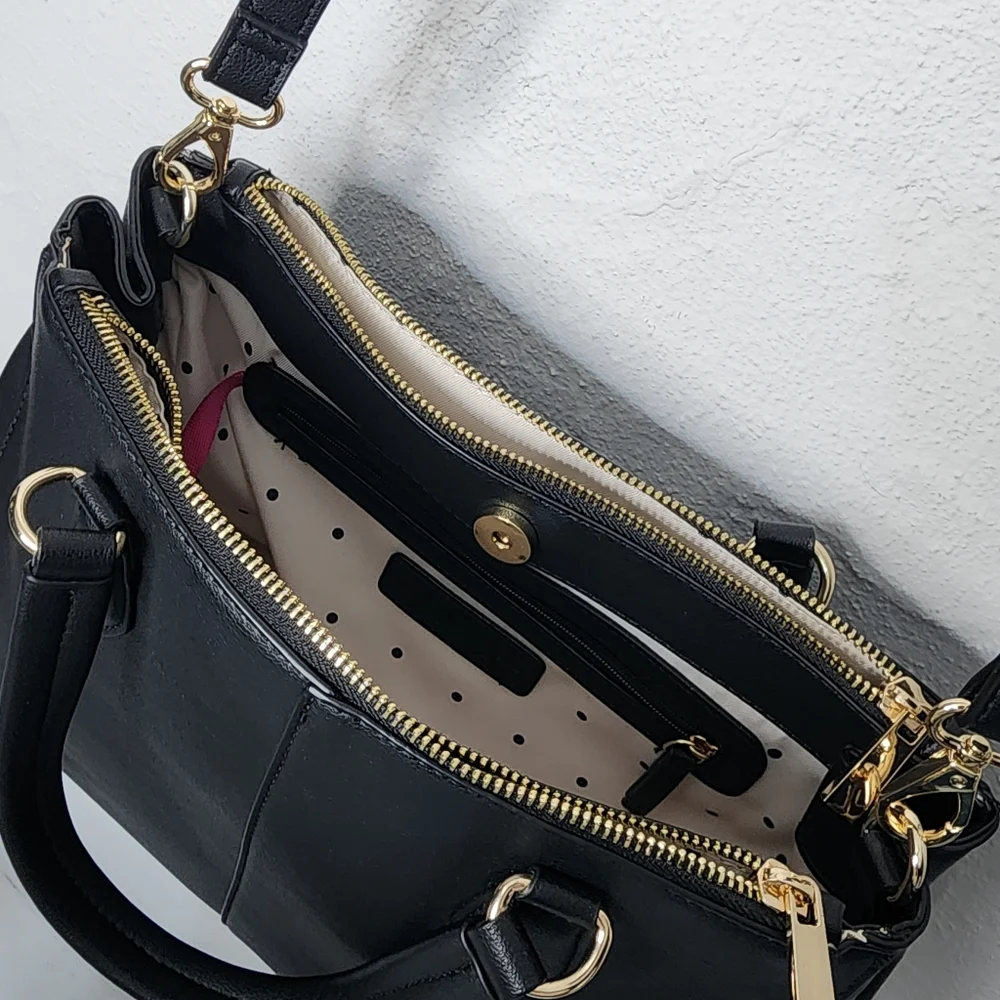 On 34th Robbinn Black Medium‎ Satchel